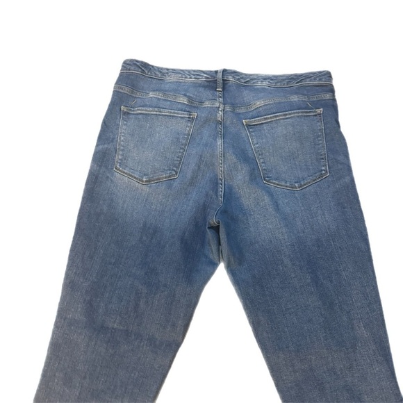 Plus Size High Rise Skinny - Picture 3 of 5